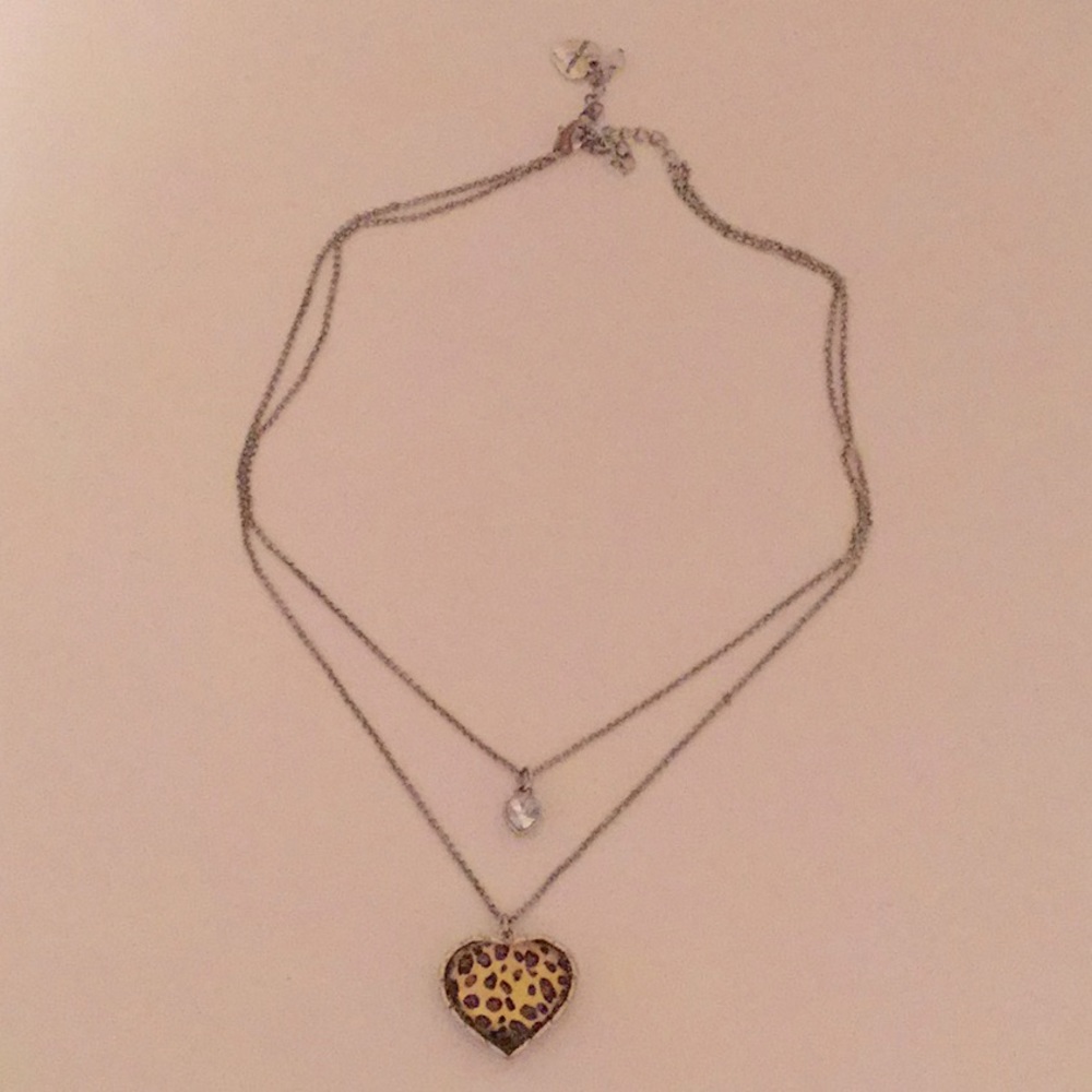 BETSEY JOHNSON necklace